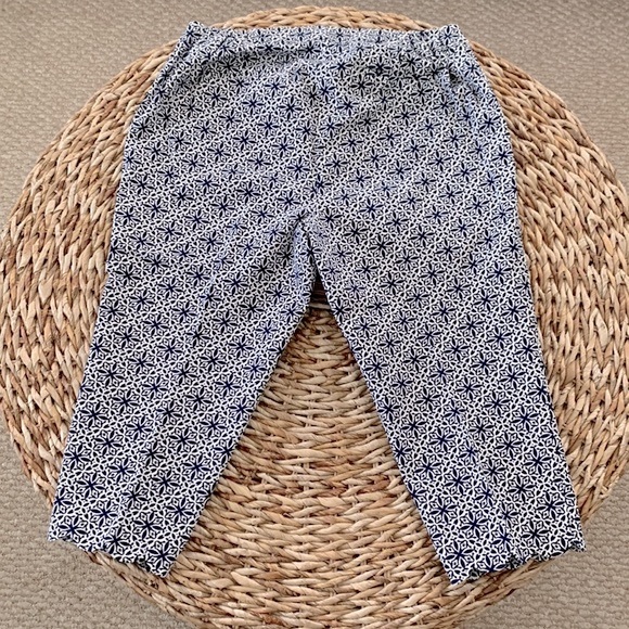 Talbots Tile Print Slim Crop 16WP - Picture 7 of 13